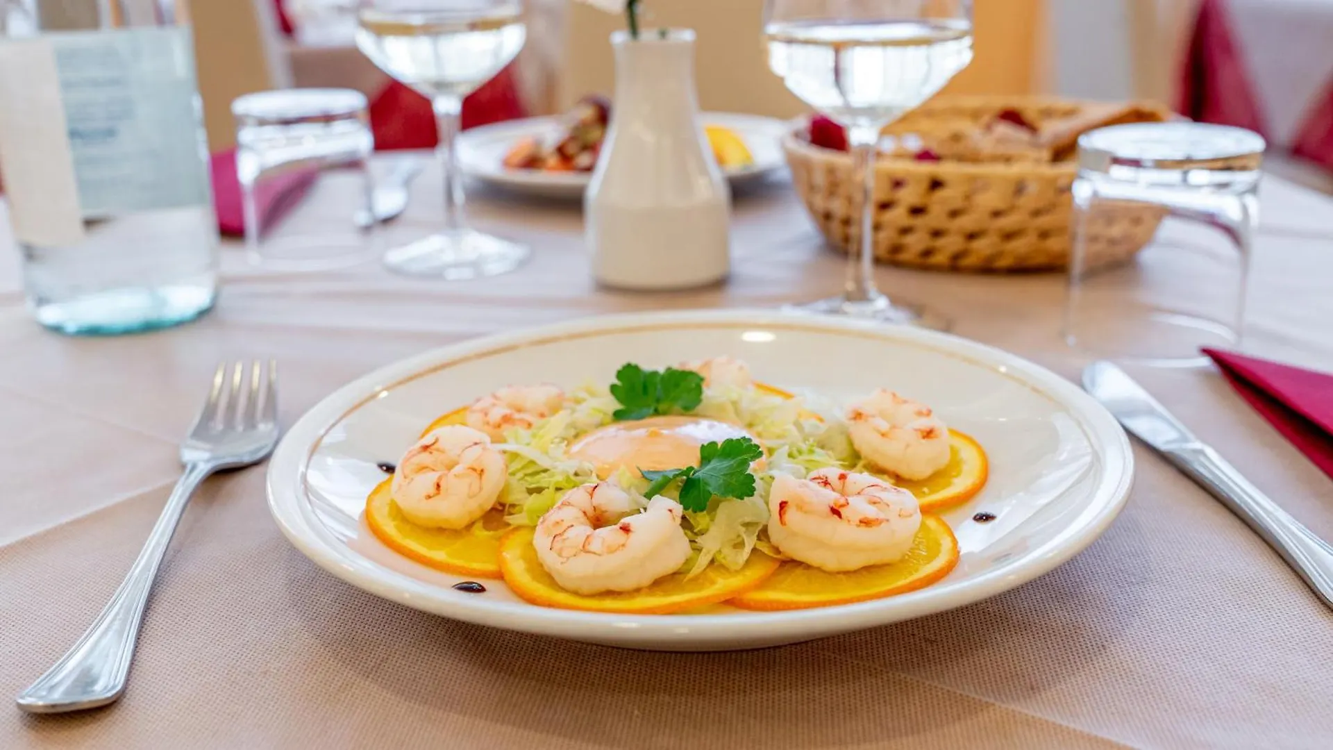 Hotel Nobel Rimini 3*,