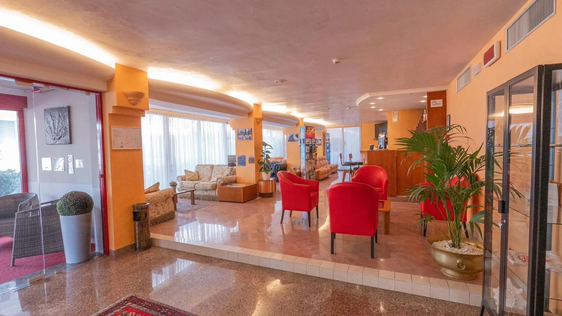 Hotel Nobel Rimini 3*,