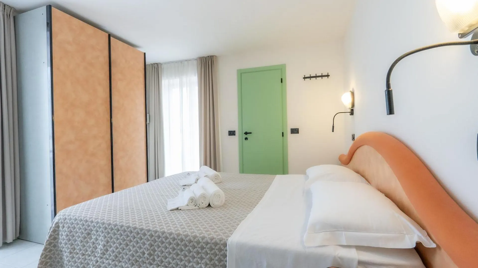 Hotel Nobel Rimini 3*,